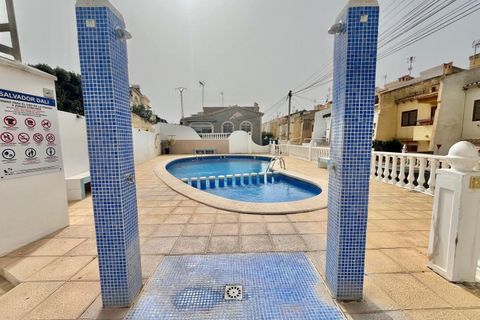 Villa a Torrevieja, Alicante, Torrevieja - € 250.000 | Ref: AG19MLSC1063514 - foto 9