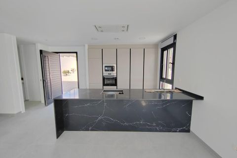 Villa a Busot, Alicante, Busot - € 599.000 | Ref: 67969__COMPLEX__6796/13477 - foto 17