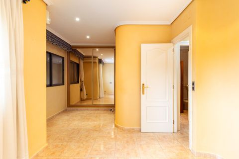 Villa i Torrent, Valencia, Torrent - € 720.000 | Ref: dc3ab43e-f6f1-4de4-a - foto 17