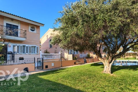 Villa a Godella, Valencia, Godella - € 620.000 | Ref: EXP13463/8930 - foto 2
