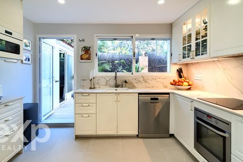 Villa a Godella, Valencia, Godella - € 620.000 | Ref: EXP13463/8930 - foto 13