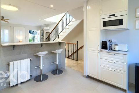 Villa a Godella, Valencia, Godella - € 620.000 | Ref: EXP13463/8930 - foto 16