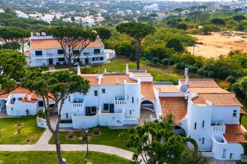 Villa a Almancil, Faro, Almancil - € 1.300.000 | Ref: FC642GTZ - foto 33