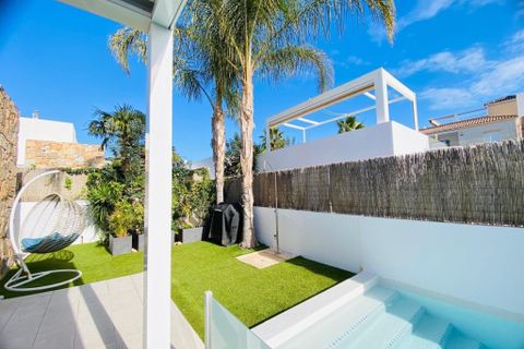 Villa a Cabo Roig, Alicante, Cabo Roig - € 349.800 | Ref: THKGINV-000029-4730 - foto 8