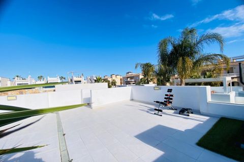 Villa a Cabo Roig, Alicante, Cabo Roig - € 349.800 | Ref: THKGINV-000029-4730 - foto 9