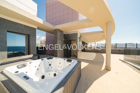 Lejlighed i Benidorm, Alicante, Benidorm - € 1.590.000 | Ref: W-02VWM8 - foto 2