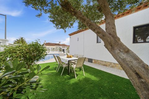 Villa i Empuriabrava, Gerona, Empuriabrava - € 630.000 | Ref: W-048J6N - foto 9
