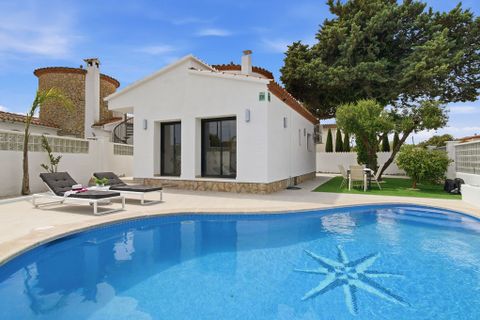 Villa i Empuriabrava, Gerona, Empuriabrava - € 630.000 | Ref: W-048J6N - foto 4