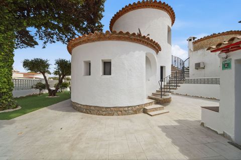 Villa i Empuriabrava, Gerona, Empuriabrava - € 630.000 | Ref: W-048J6N - foto 13