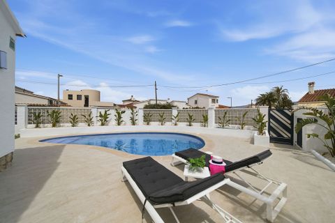 Villa i Empuriabrava, Gerona, Empuriabrava - € 630.000 | Ref: W-048J6N - foto 5