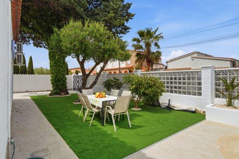 Villa i Empuriabrava, Gerona, Empuriabrava - € 630.000 | Ref: W-048J6N - foto 8
