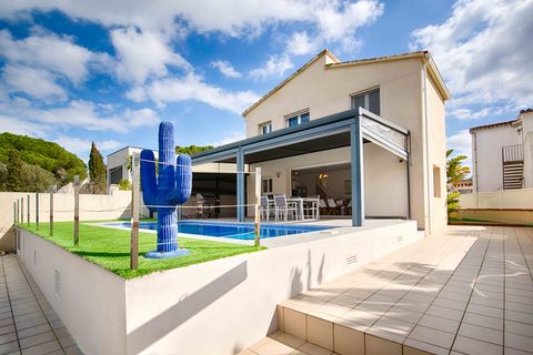 Villa i Empuriabrava, Gerona, Empuriabrava - € 1.000.000 | Ref: W-048P6P - foto 6