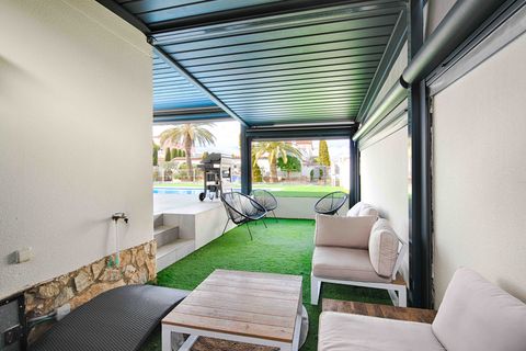 Villa i Empuriabrava, Gerona, Empuriabrava - € 1.000.000 | Ref: W-048P6P - foto 11