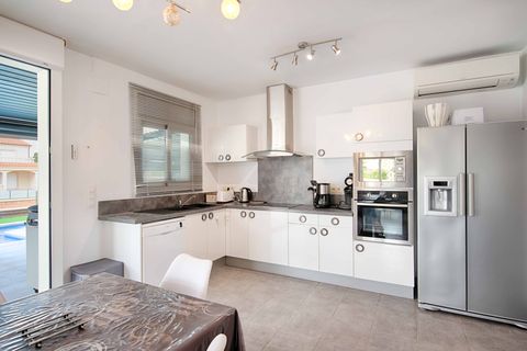 Villa i Empuriabrava, Gerona, Empuriabrava - € 1.000.000 | Ref: W-048P6P - foto 15