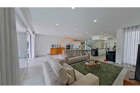 Villa i Odivelas, Lisbon, Odivelas - € 750.000 | Ref: PP5850 - foto 10