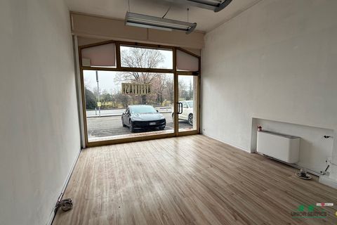 L'establiment comercial a Noceto, Parma, Noceto - € 800/mes | Ref: 932A - foto 3
