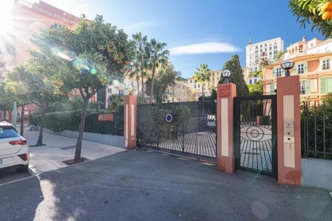 Lejlighed i Menton, Alpes-Maritimes, Menton - € 350.000 | Ref: Y16210 - foto 8