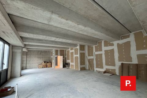 Erhvervsejendom i Caserta, Caserta, Caserta - € 220.000 | Ref: kA9380 - foto 1