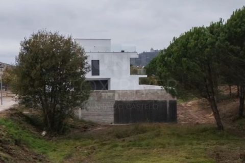 Helårsgrund i Darque, Viana do Castelo, Darque - € 65.000 | Ref: UNU-F3-72-29 - foto 1