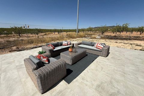 Villa i Pinoso, Alicante, Pinoso - € 399.900 | Ref: GM2964 - foto 4