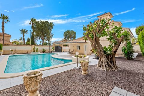 Villa i Ciudad Quesada, Alicante, Ciudad Quesada - € 750.000 | Ref: CM251 - foto 5