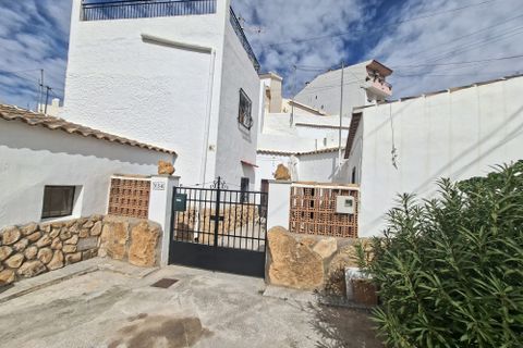 Cave house i Freila, Granada, Freila - € 149.000 | Ref: IZ-624-G - foto 1
