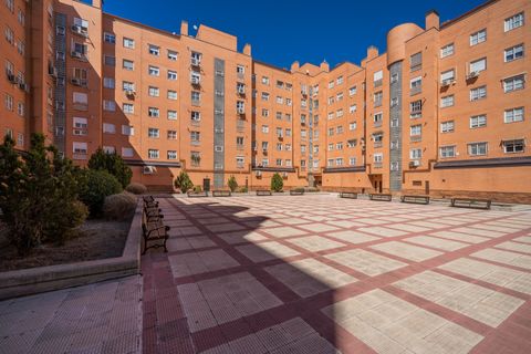 Leilighet i Madrid, Madrid, Madrid - € 710 000 | Ref: 3fe2246a-a538-4382-a - foto 41