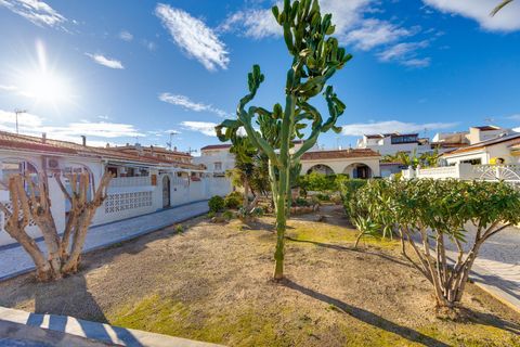 Villa a Torrevieja, Alicante, Torrevieja - € 194.900 | Ref: OH02183/10701 - foto 12