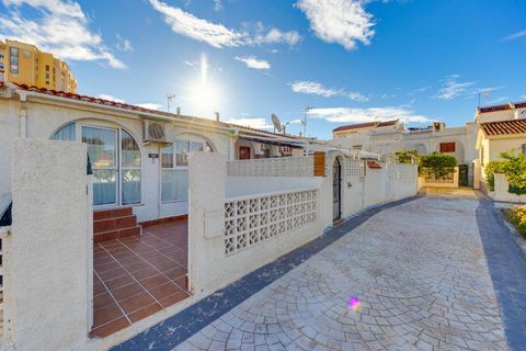 Villa a Torrevieja, Alicante, Torrevieja - € 194.900 | Ref: OH02183/10701 - foto 13