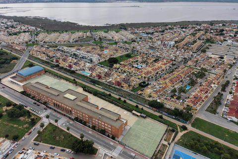 Bungalow i Torrevieja, Alicante, Torrevieja - € 150.000 | Ref: 769138 - foto 27