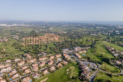 Helårsgrund i Estombar, Faro, Estombar - € 530.000 | Ref: City-26-16C - foto 12
