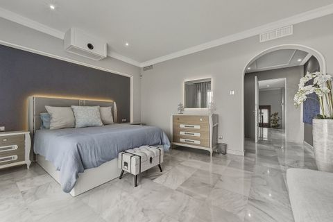 Villa i Guadalmina, Malaga, Guadalmina - € 2.200.000 | Ref: CDS5217901-FO - foto 15