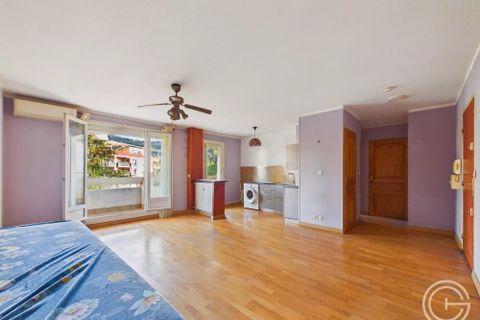 Appartement in Nice, Alpes-Maritimes, Nice - € 160.000 | Ref: GC1353 - foto 3