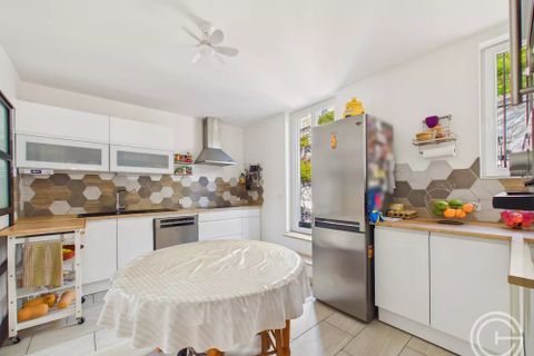 Villa i Nice, Alpes-Maritimes, Nice - € 498.000 | Ref: IVGT1351 - foto 5