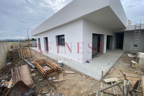Villa i Quinta do Anjo, Setubal, Quinta do Anjo - € 600.000 | Ref: L0603/26 - foto 2