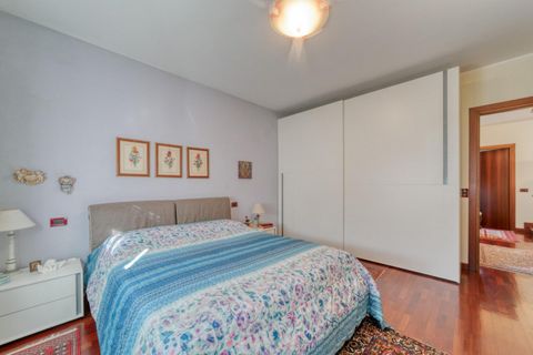 Villa a Padua, Padua, Padua - € 750.000 | Ref: VR0998 - foto 19