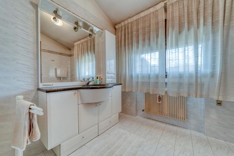 Villa a Padua, Padua, Padua - € 750.000 | Ref: VR0998 - foto 32