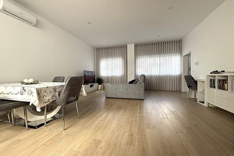 Rækkehus i Ponta Delgada, Sao Miguel, Ponta Delgada - € 439.900 | Ref: 1390 - foto 2