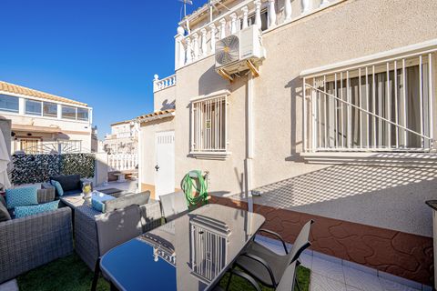 Villa a Cabo Roig, Alicante, Cabo Roig - € 239.000 | Ref: IV-85232 - foto 37
