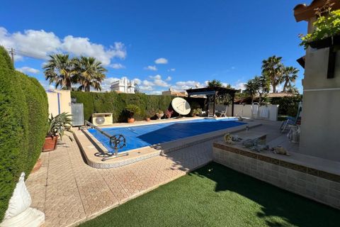 Villa i Cabo Roig, Alicante, Cabo Roig - € 790.000 | Ref: MLSC906093/13477 - foto 20