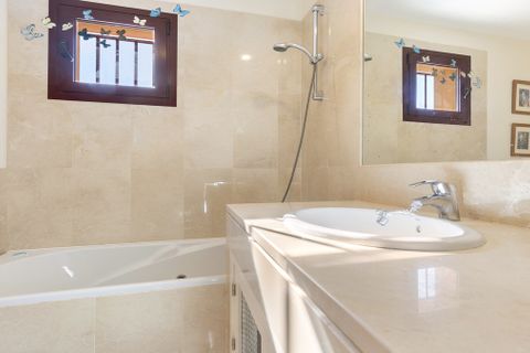 Lejlighed i Manilva, Malaga, Manilva - € 350.000 | Ref: R5314567 - foto 19