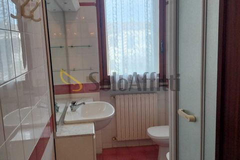 Apartament a Florence, Florence, Florence - € 1.500/mes | Ref: A1539 - foto 17