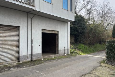 Erhvervsejendom i Cosenza, Cosenza, Cosenza - € 32.000 | Ref: 86796168 - foto 2
