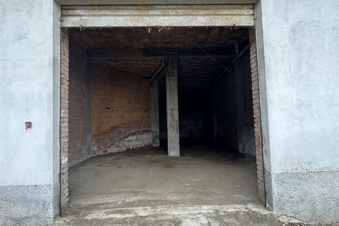 Erhvervsejendom i Cosenza, Cosenza, Cosenza - € 32.000 | Ref: 86796168 - foto 3
