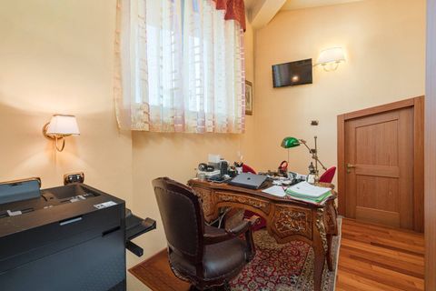 Villa i Lesmo, Monza and Brianza, Lesmo - € 1.350.000 | Ref: CBI154-2990-101 - foto 18