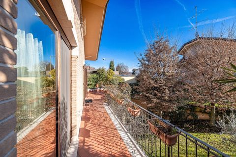 Villa i Lesmo, Monza and Brianza, Lesmo - € 1.350.000 | Ref: CBI154-2990-101 - foto 31