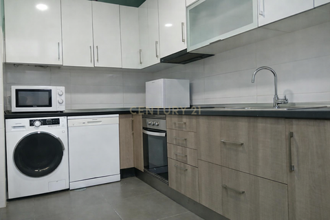 Lejlighed i Amadora, Lisbon, Amadora - € 260.000 | Ref: C0221-03823 - foto 1