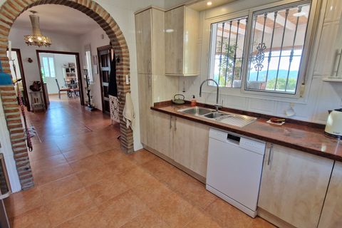 Landejendom i Alcaucin, Malaga, Alcaucin - € 374.950 | Ref: AX1405 - foto 24