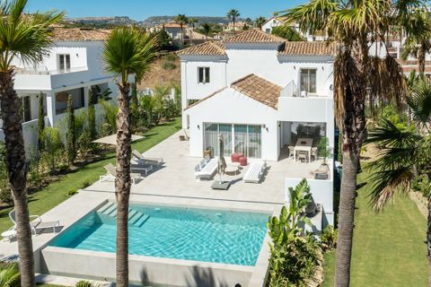 Villa i Casares, Malaga, Casares - € 1.530.000 | Ref: R5160859 - foto 1