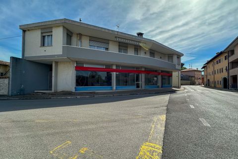 Erhvervsejendom i Visco, Udine, Visco - € 97.000 | Ref: D-1054 - foto 1